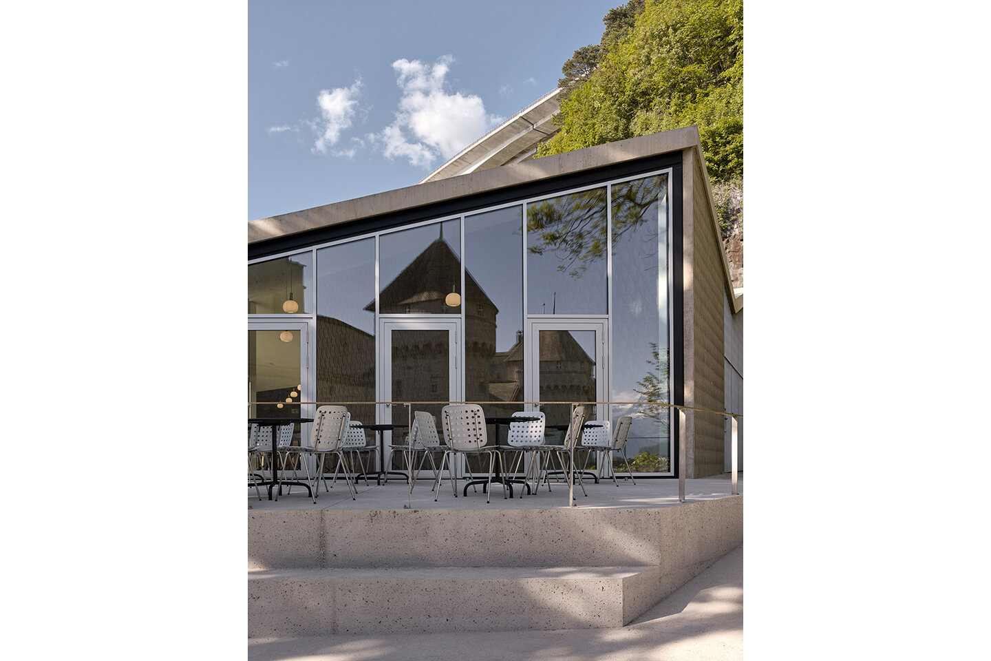 Seledue_Pavillon_ChateauDeChillon_04