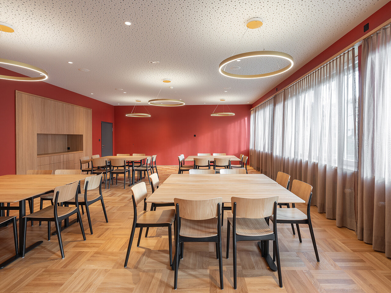 Neues Verpflegungskonzept Altersbetreuung Stiftung Leben im Alter, Herisau – Mehrzweckraum | Architektur: Roger Bechtiger Architektur, SG